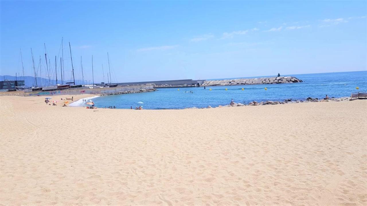 Alexandra'S Beach-Port Badalona Extérieur photo